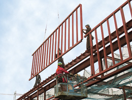 塚本鍛冶工業　建方